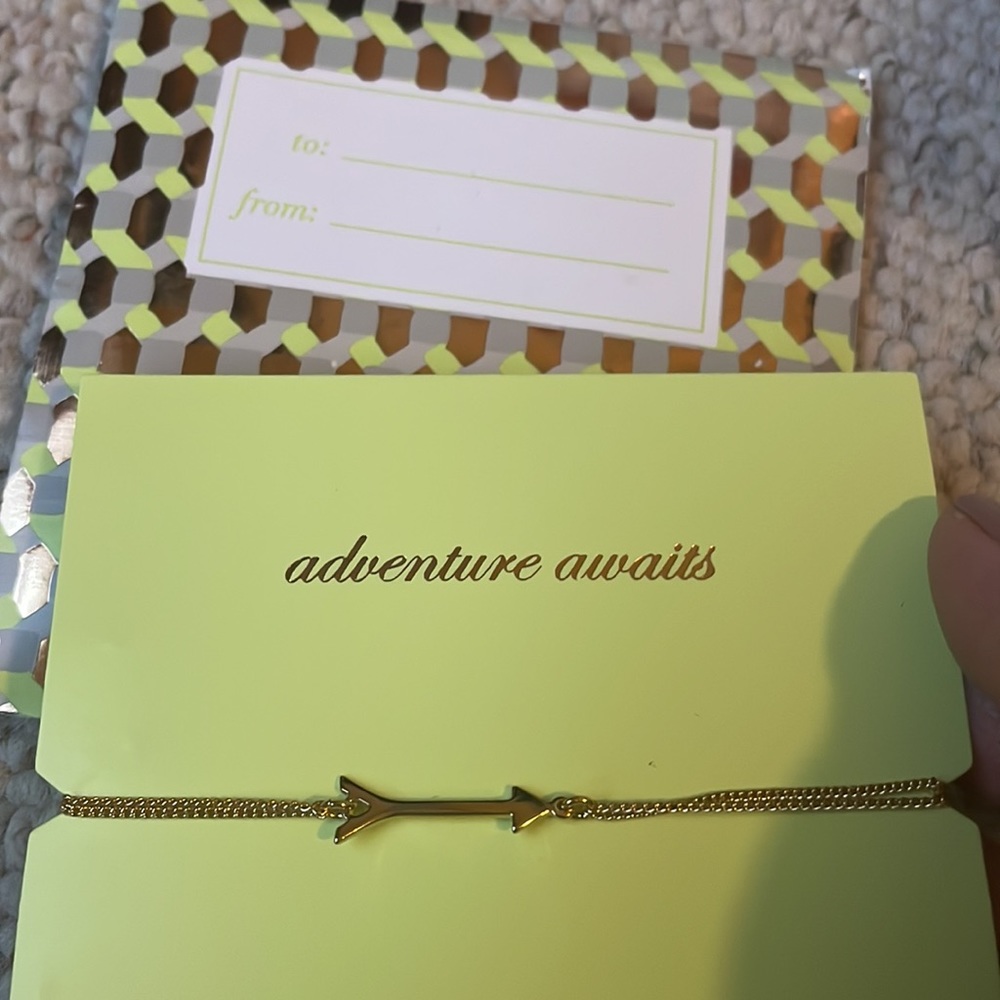 NEW Stella & Dot gold slider bracelet • adjustable arrow bracelet